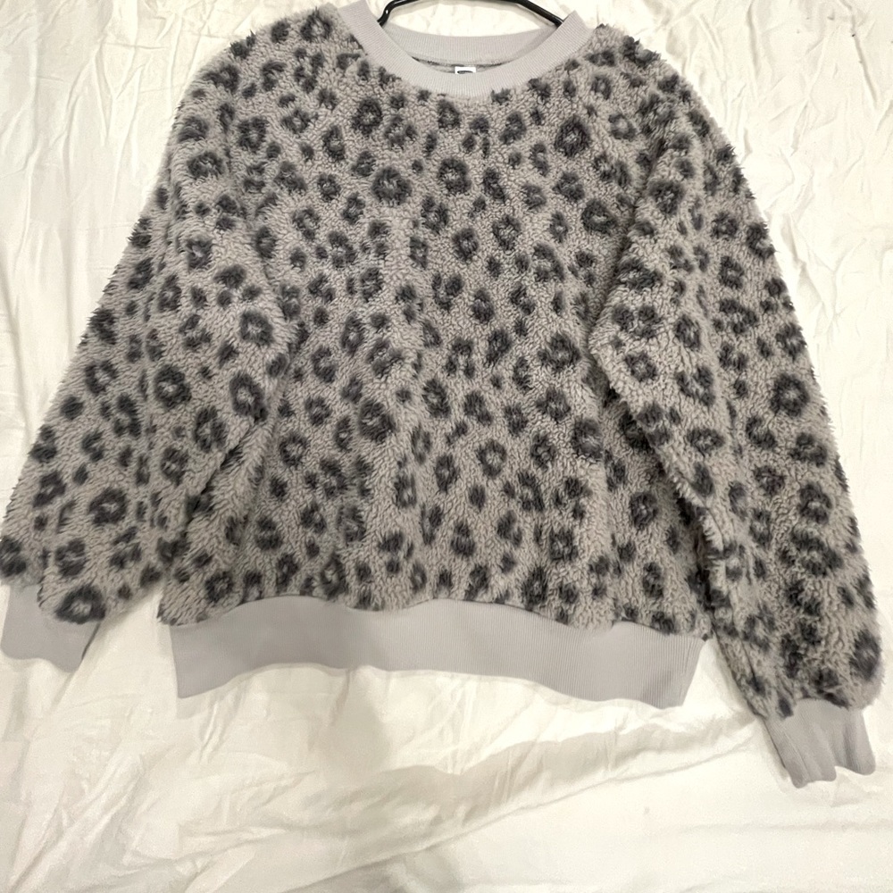 Cheetah print sweater